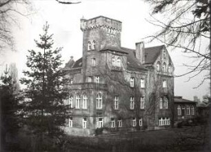 Schloss Gehren : Ort: Jarin / Gehren (Heideblick). Schloss, 1430 erbaut