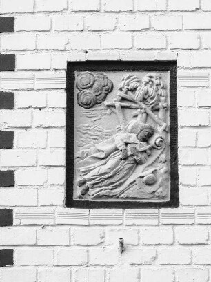 Walluf, Schulstraße 7