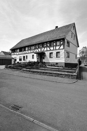 Einhof; Lautertal, Bachweg 6, Bachweg 6A