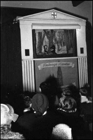 Freiburg: Otto Birkhahn Kasperle, Marionettentheater [Puppentheater], Kasperle-Bühne