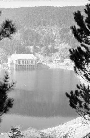 Vogesen: Schwarzer See, Lac Noire, Schwarzer See mit Kraftwerk