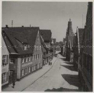 Nördlingen, Blick vom Berger Tor auf die Berger Straße