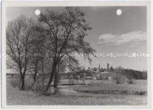 Markt, Blick aufs Dorf und die Burg