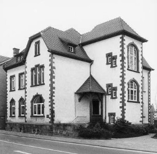 Ev. Pfarrhaus (Massivbau); Dieburg, Frankfurter Straße 3