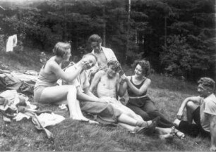 Treffen einer Widerstandsgruppe um Erich Meinhold (re.) an der Zwickauer Mulde