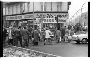 Kleinbildnegativ: Kottbusser Damm, 1975