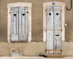 Frankreich. Bourgogne. Yonne. Joigny. Geschlossener Fensterladen