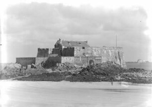 Fort National