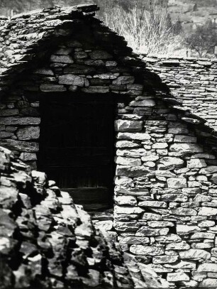 Altes Steinhaus im Val Verzasca