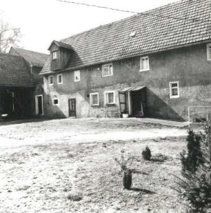 Colditz-Hohnbach, Teichweg 4. Vierseithof (18. Jh. begonnen). Ehem. Wohnstallhaus. Hofansicht