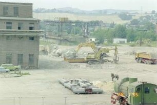 Werkstatt Hsp., Kranbahn Asche-Absetzbecken, Standort der abgerissenen Vorschaltanlage, Dampfspeicherlokomotive, von SO