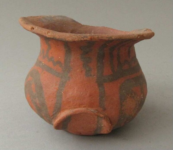 Miniature urn