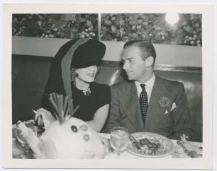 Marlene Dietrich und Douglas Fairbanks Jr. (Los Angeles, zirka 1933 - 1939) (Archivtitel)