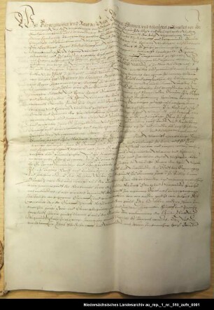 Die Stadt Bremen bestätigt die eingerückte Urkunde vom 27. September 1576 Anhängendes Siegel beschädigt erhalten