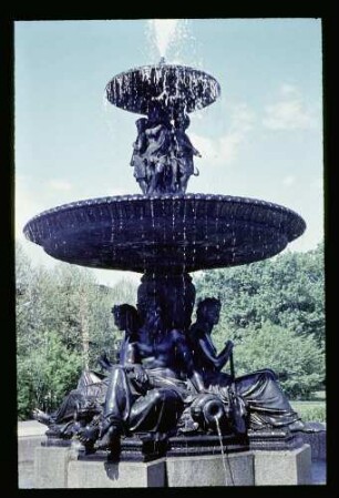 Wrangel-Brunnen 16.5.64.