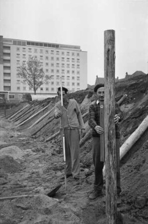 Beginn der Bauarbeiten für den Neubau der II. Medizinischen Klinik beim Städtischen Klinikum Karlsruhe