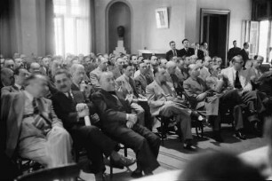 Bukarest: Reichsdeutsches Heim: Mitgliederversammlung der rumänisch-deutschen Handelskammer, Saal