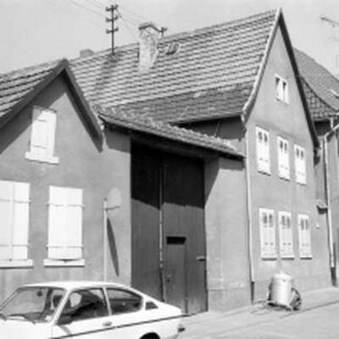 Flörsheim, Obermainstraße 11