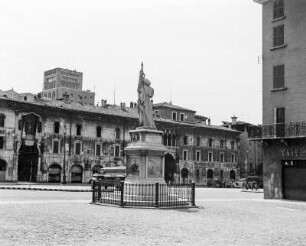 Brescia, Piazza della Loggia