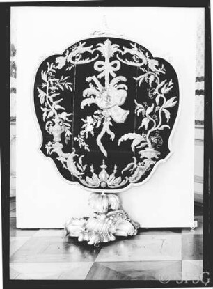 Potsdam, Stadtschloss, Konzertzimmer Friedrich II., R.:10. Kaminschirm.