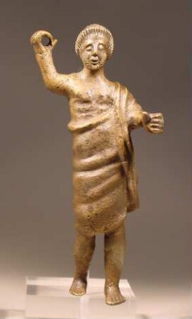 Etruskisch-italische Statuette eines bekleideten Jünglings