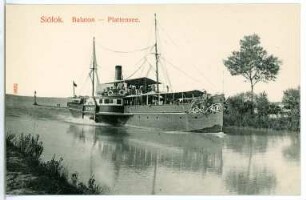 Siofok. Plattensee mit Dampfer Baross