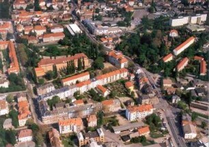 Pirna-Altstadt. Stadtzentrum zwischen Maxim-Gorki-Straße, Siegfried-Rädel-Straße, Breite Straße und Königsteiner Straße/Dresdner Straße (Bundesstraße 172). Luftbild-Schrägaufnahme von Westnordwest