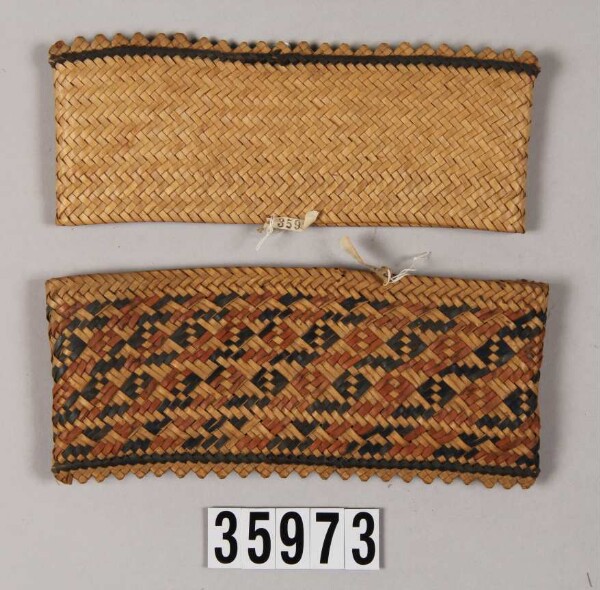 Tobacco pouch