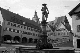 Bietigheim: Platz mit Brunnen
