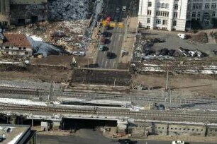 Ersatzneubau der Eisenbahnbrücke über die Magdeburger Straße. Luftbild-Schrägaufnahme von Südost : Dresden. Ersatzneubau der Eisenbahnbrücke über die Magdeburger Straße. Luftbild-Schrägaufnahme von Südost