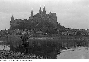 Ansichten von Meißen : Stadtansicht mit Albrechtsburg vom rechten Elbufer