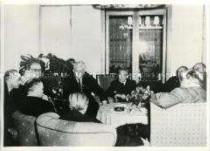 Der französische Kommunist Maurice Thorez in Berlin