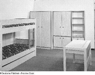 Jugendzimmer (Modell 718)