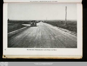 Die Litoranea (Küstenstraße) in der Ebene von Barce