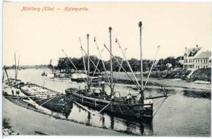 Mühlberg. Hafen mit Lastkähnen