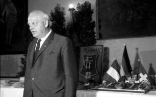 Freiburg: Kaufhaussaal; Vizepräsident Krause, Straßburg