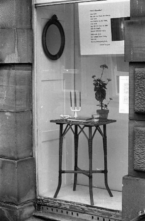 Badischer Kunstverein. Gestaltung des Schaufensters durch Pfarrer Frieder Kudis