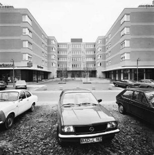 Bau von 128 Sozialwohnungen an der Markgrafenstraße, Waldhornstraße und Kapellenstraße durch die Volkswohnung GmbH