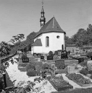 Kath. Kirche St. Nikolaus; Lorch, Kirchweg 11, Kirchweg 9, Friedhofsweg 3