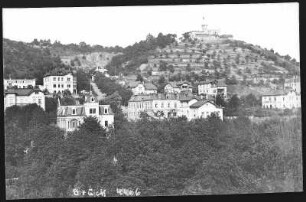 Niederlößnitz. Blick zur Friedensburg