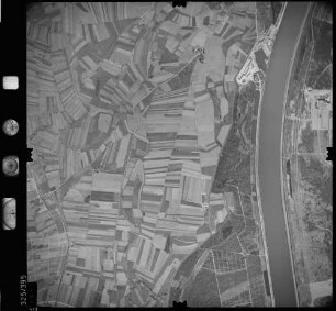 Luftbild: Film 47 Bildnr. 498