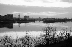 Grenzach: Hafen Birsfelden am Abend