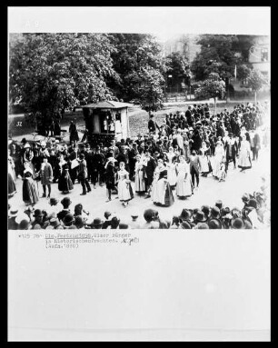 Ulm, Festumzug 1898, Ulmer Bürger in historischen Trachten, 16. Jh. (?)