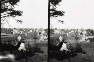 Großschirma, Blick von Rothenfurth nach Westen auf den Ort mit sitzendem Paar