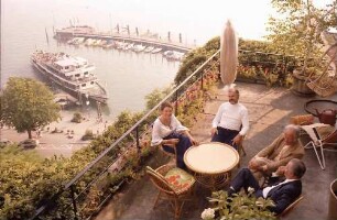 Meersburg: Terrasse von Frau Müller-Ortloff mit Seeblick, von oben