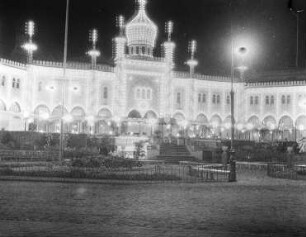 Tivoli Vergnügungspark : Lichtershow im Vergnügungspark Tivoli in Kopenhagen