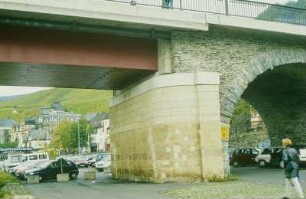 Moselbrücke Bernkastel