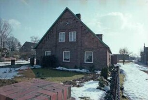 Reinbeker Straße: ehemaliges Bauernhaus: Giebelseite Wohntrakt