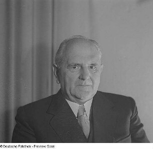 Porträt Prof. Herbert Winkler