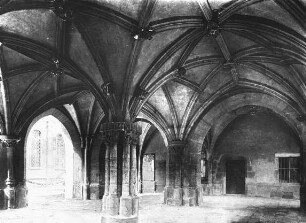 Ensisheim (Haut-Rhin), Rathaus, Säulenvorhalle